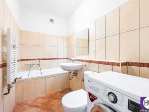 Prodej bytu 2+kk, Praha, Pasteurova, 54 m2