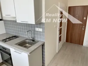 Pronájem bytu 1+1, Kroměříž, Denkova, 34 m2