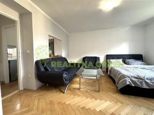 Pronájem bytu 2+1, Vsetín, Jasenická, 56 m2