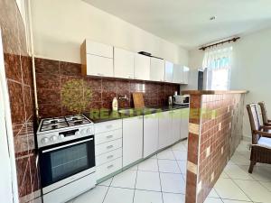Pronájem bytu 3+1, Vsetín, Na Kamencoch, 81 m2