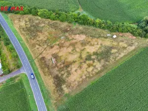 Prodej komerčního pozemku, Kuchařovice, 9212 m2