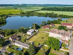 Prodej vícegeneračního domu, Pěčice, 206 m2