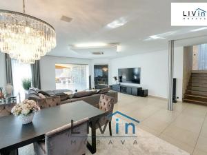 Prodej rodinného domu, Šternberk, Vinný vrch, 300 m2