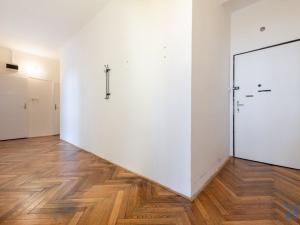 Pronájem bytu 2+1, Praha - Bubeneč, Ovenecká, 93 m2
