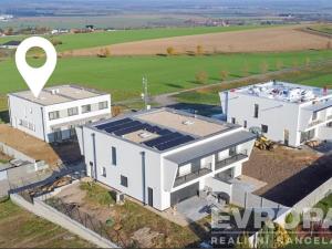 Prodej rodinného domu, Červené Pečky, Hrabáňova, 210 m2