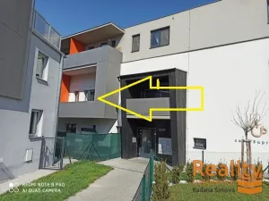 Pronájem bytu 2+kk, Zlín - Malenovice, Zahradní, 43 m2
