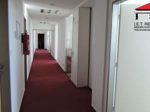 Pronájem kanceláře, Praha - Nusle, Doudlebská, 303 m2