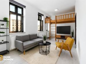 Pronájem bytu 1+kk, Praha - Holešovice, Jankovcova, 34 m2
