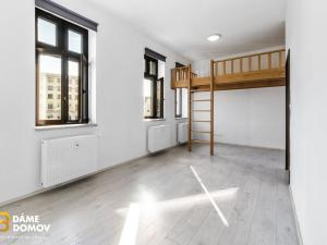 Pronájem bytu 1+kk, Praha - Holešovice, Jankovcova, 34 m2