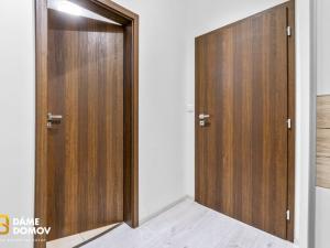 Pronájem bytu 1+kk, Praha - Holešovice, Jankovcova, 34 m2