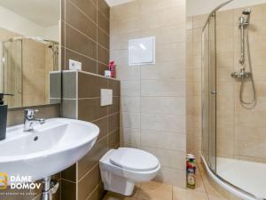 Pronájem bytu 1+kk, Praha - Holešovice, Jankovcova, 34 m2
