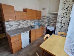 Pronájem bytu 2+1, Hranice, 53 m2