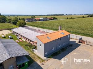 Prodej výrobních prostor, Dolany, 900 m2