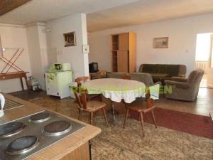 Pronájem bytu 3+1, Soběslav, náměstí Republiky, 90 m2