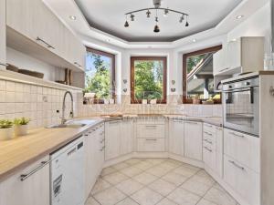 Prodej rodinného domu, Sulice - Hlubočinka, K Potoku, 387 m2