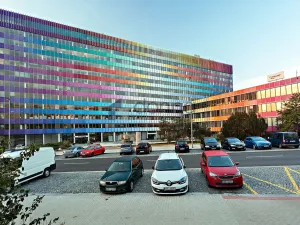 Pronájem kanceláře, Praha, Kodaňská, 152 m2