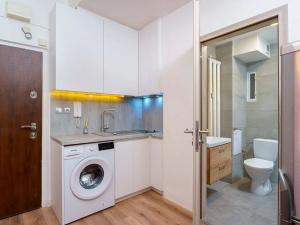 Prodej bytu 1+kk, Praha - Bubeneč, Terronská, 26 m2