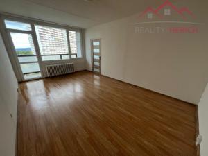 Pronájem bytu 2+1, Chomutov, Březenecká, 62 m2