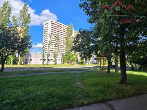 Pronájem bytu 2+1, Chomutov, Březenecká, 62 m2