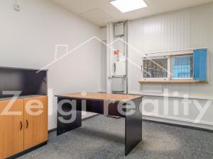 Pronájem skladu, Slušovice, 2260 m2