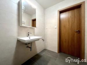 Pronájem bytu 1+kk, Hranice - Hranice I-Město, Jiřího z Poděbrad, 34 m2