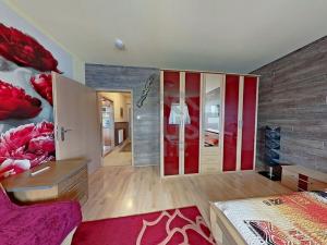 Prodej bytu 2+kk, Praha - Prosek, Vysočanská, 62 m2