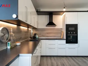 Prodej rodinného domu, Zlín, Ovsíková, 195 m2