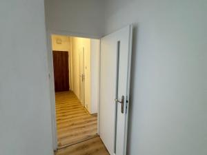 Pronájem bytu 2+1, Jirkov, J. K. Tyla, 51 m2