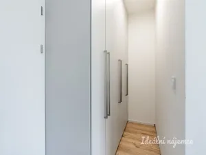 Pronájem bytu 2+kk, Praha - Zličín, Křivatcová, 46 m2