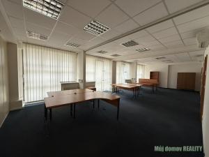 Pronájem kanceláře, Praha - Vysočany, Lisabonská, 58 m2