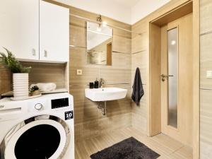 Prodej rodinného domu, Valašská Polanka, 210 m2