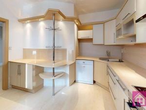 Prodej bytu 3+1, Břeclav, U Jánského dvora, 75 m2