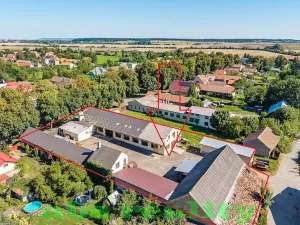 Prodej rodinného domu, Straky, 350 m2