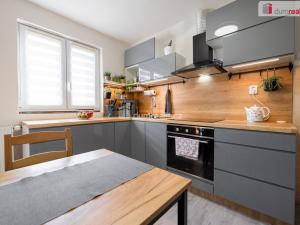 Prodej rodinného domu, Měšice, Na Křížku, 316 m2