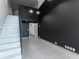 Pronájem kanceláře, Praha - Karlín, 54 m2