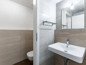 Pronájem kanceláře, Praha - Karlín, 54 m2