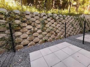 Pronájem bytu 1+kk, Praha - Hlubočepy, Na Zlíchově, 27 m2