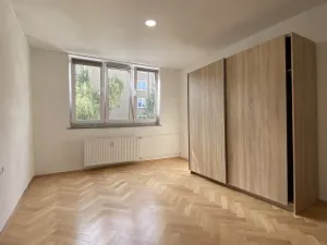 Pronájem bytu 2+1, České Budějovice, Polní, 52 m2