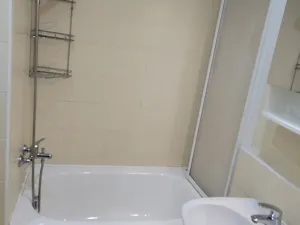 Pronájem bytu 1+kk, Pardubice, Valčíkova, 37 m2