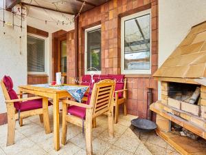 Prodej rodinného domu, Hrdějovice, Zahradní, 203 m2