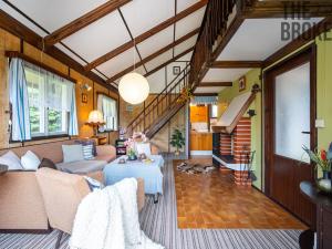 Prodej chaty, Kyje, 105 m2