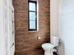 Pronájem bytu 3+kk, Osek, Tovární, 70 m2