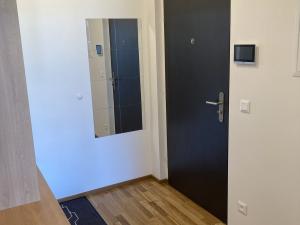 Pronájem bytu 2+kk, Praha - Vysočany, Pechmanových, 54 m2