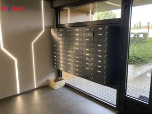 Pronájem bytu 2+kk, Praha - Vysočany, Pechmanových, 54 m2