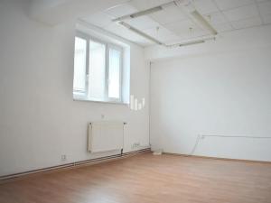 Pronájem skladu, Praha - Vysočany, Podkovářská, 264 m2
