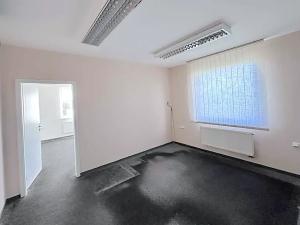 Pronájem kanceláře, Louny, Průmyslová, 126 m2