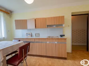 Prodej rodinného domu, Vlkov, 230 m2