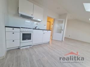 Pronájem bytu 1+kk, Opava - Město, Popská, 32 m2