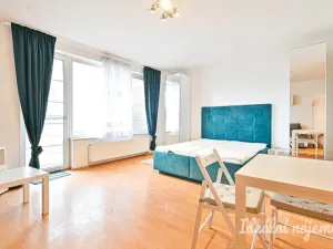 Pronájem bytu 1+kk, Brno - Židenice, Bělohorská, 38 m2