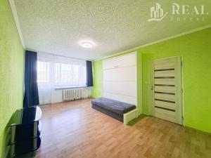 Prodej bytu 2+1, Chomutov, Holešická, 62 m2